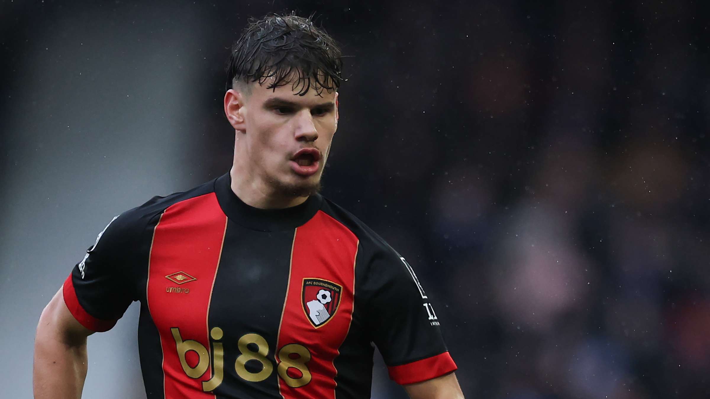 展现出无与 展现出无与